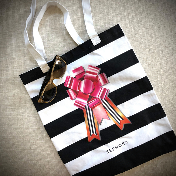 ✳️ Mix-N-Match 5/$25 ✳️ NWT Sephora Holiday Canvas Tote - Picture 1 of 5